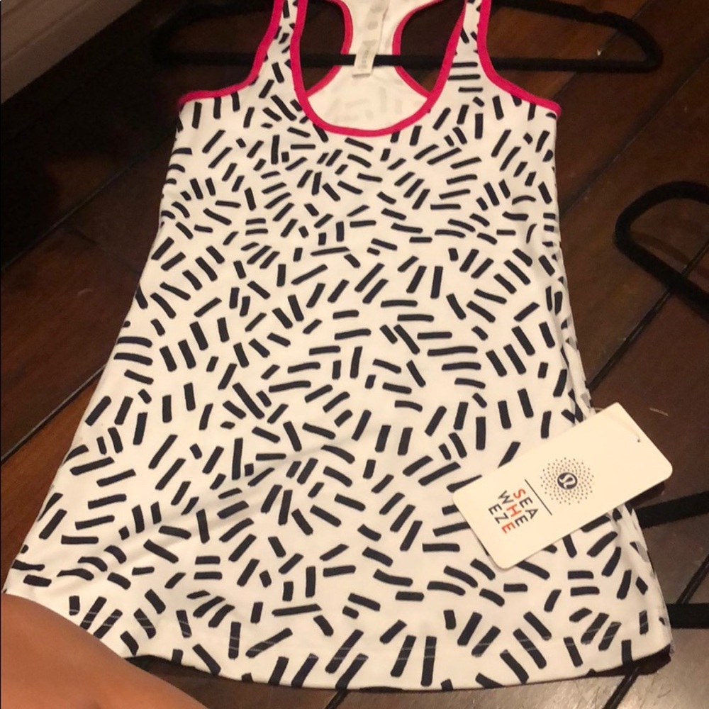 Lululemon limited edition SeaWheeze racerback